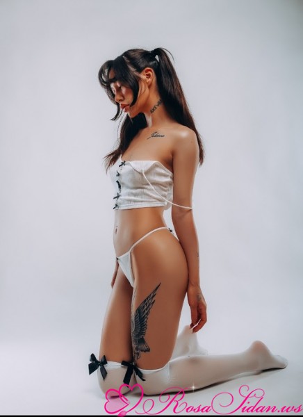 !rea + gratis tease camshow med ung kåt svensk tjej/6chatt med livebilder och klipp! –
