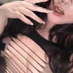 21 år, 156cm, kurvig –